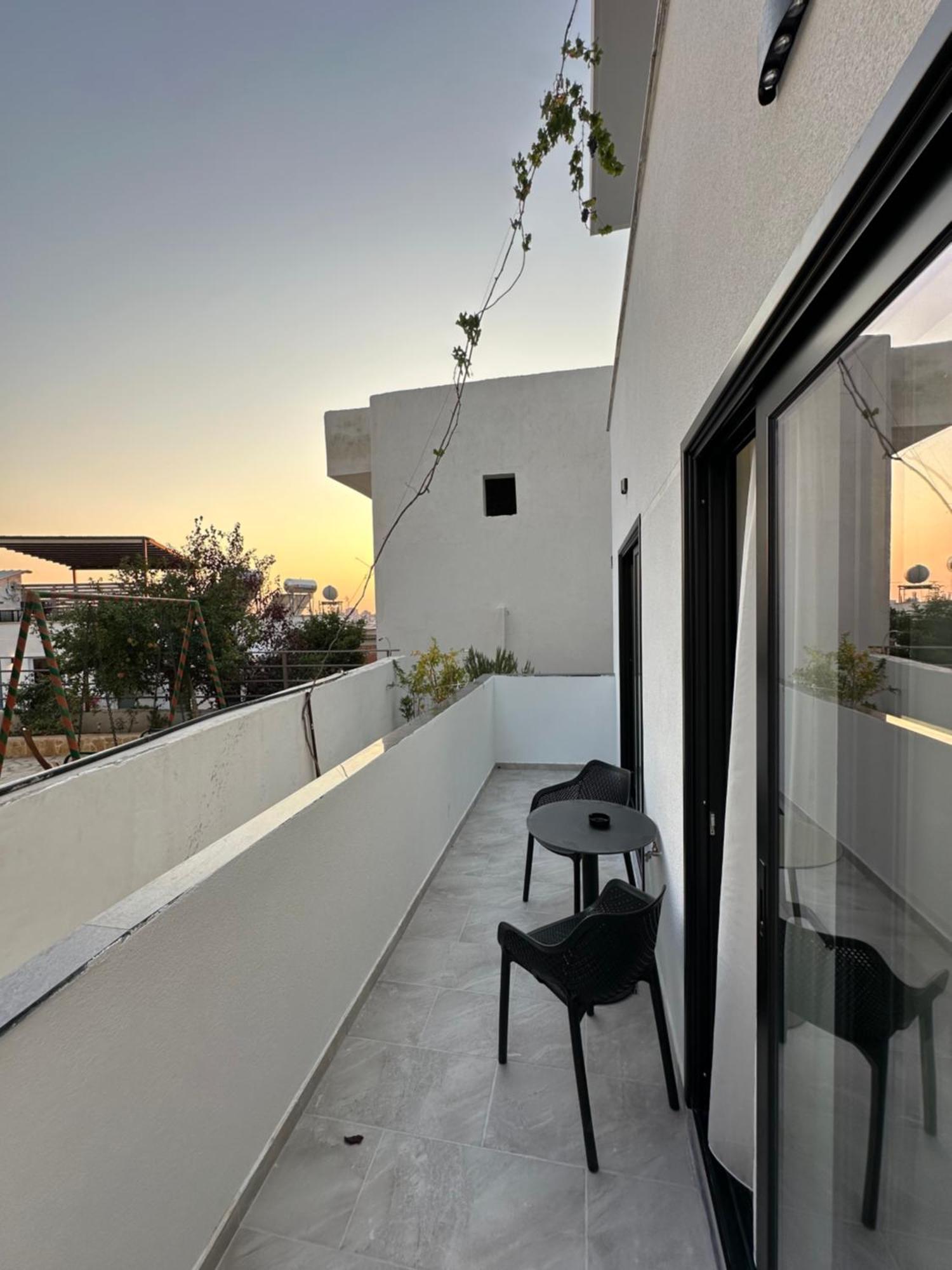 Io'S Apartments Σαράντα Εξωτερικό φωτογραφία