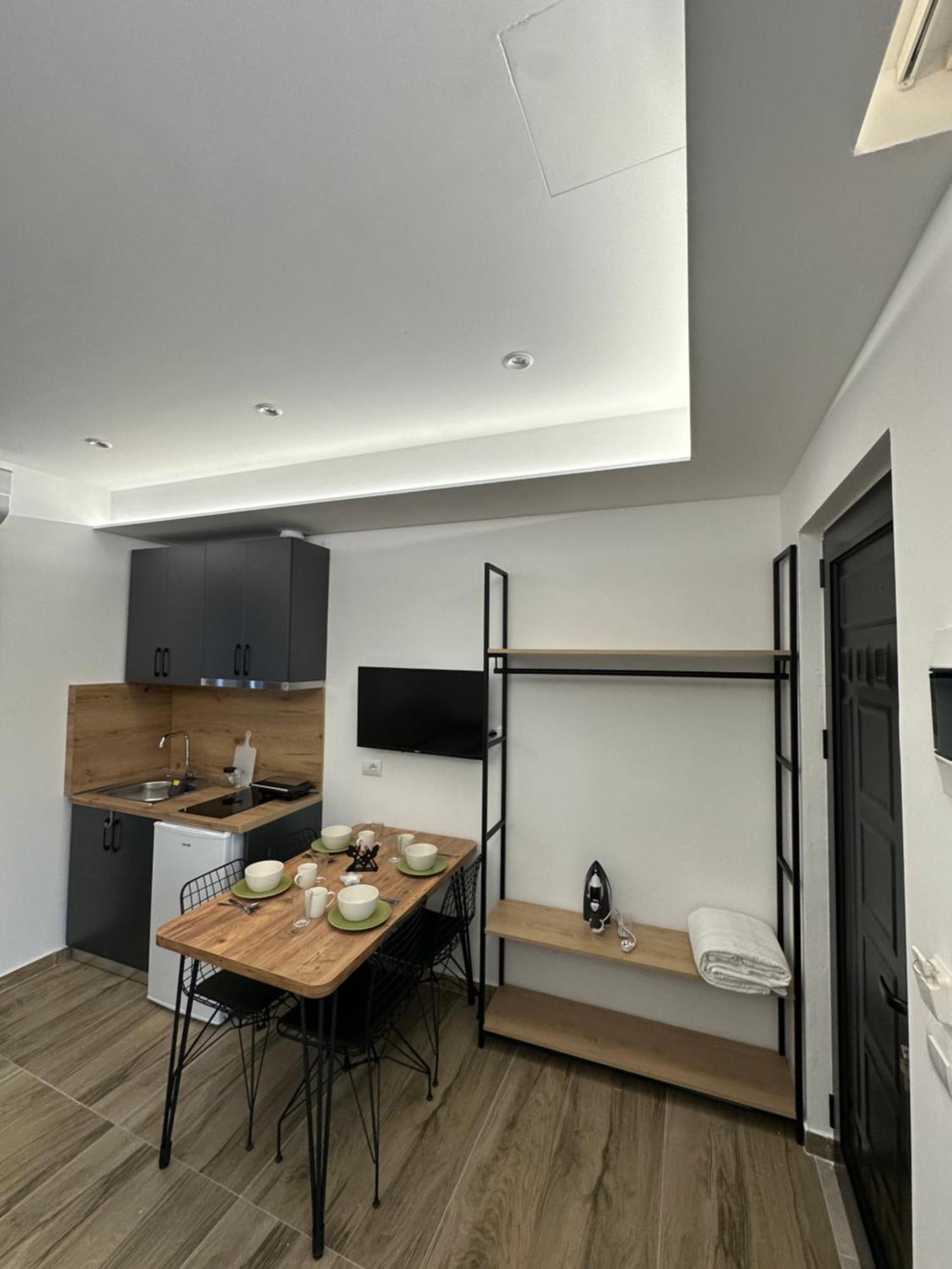 Io'S Apartments Σαράντα Εξωτερικό φωτογραφία