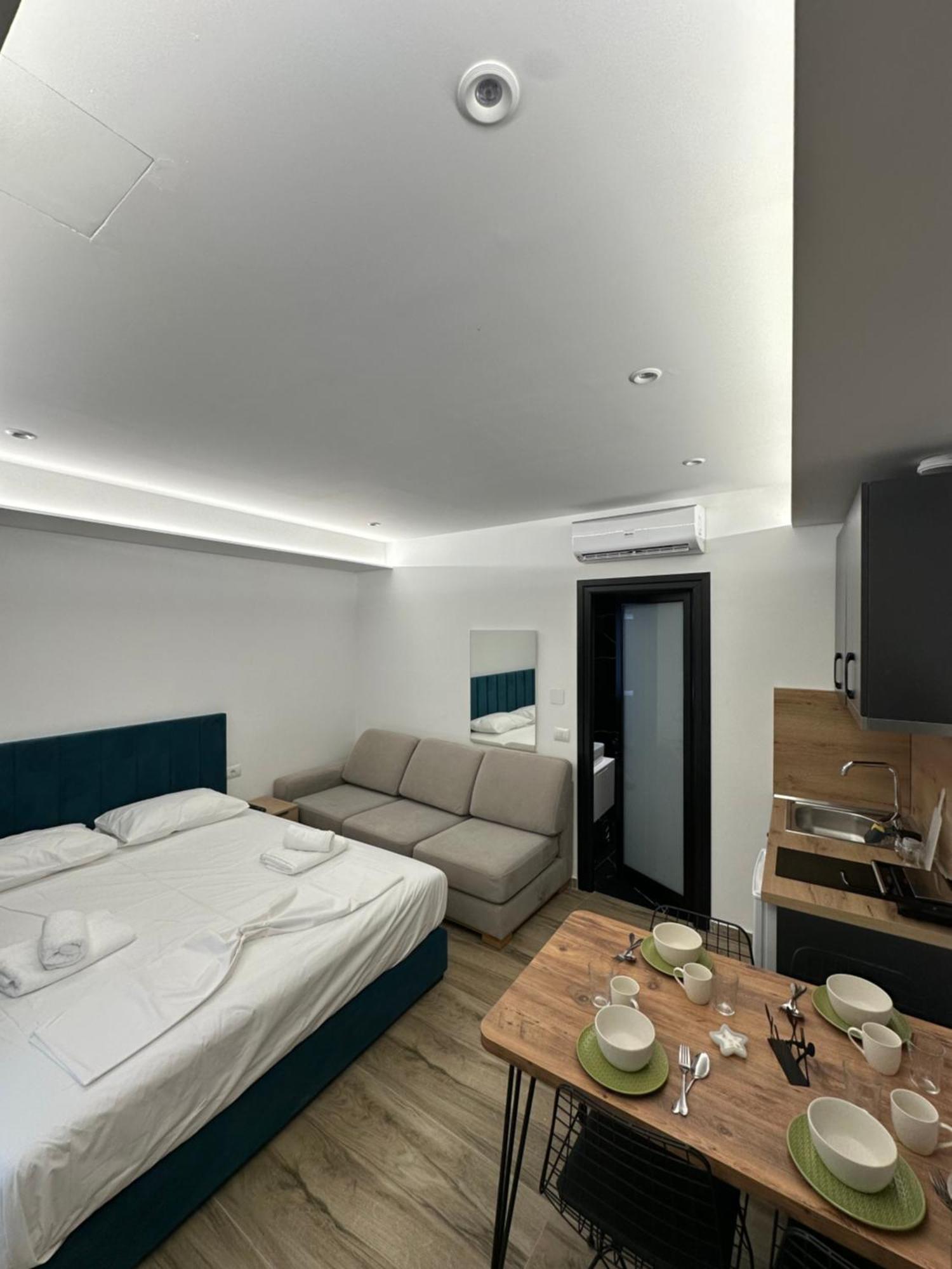 Io'S Apartments Σαράντα Εξωτερικό φωτογραφία