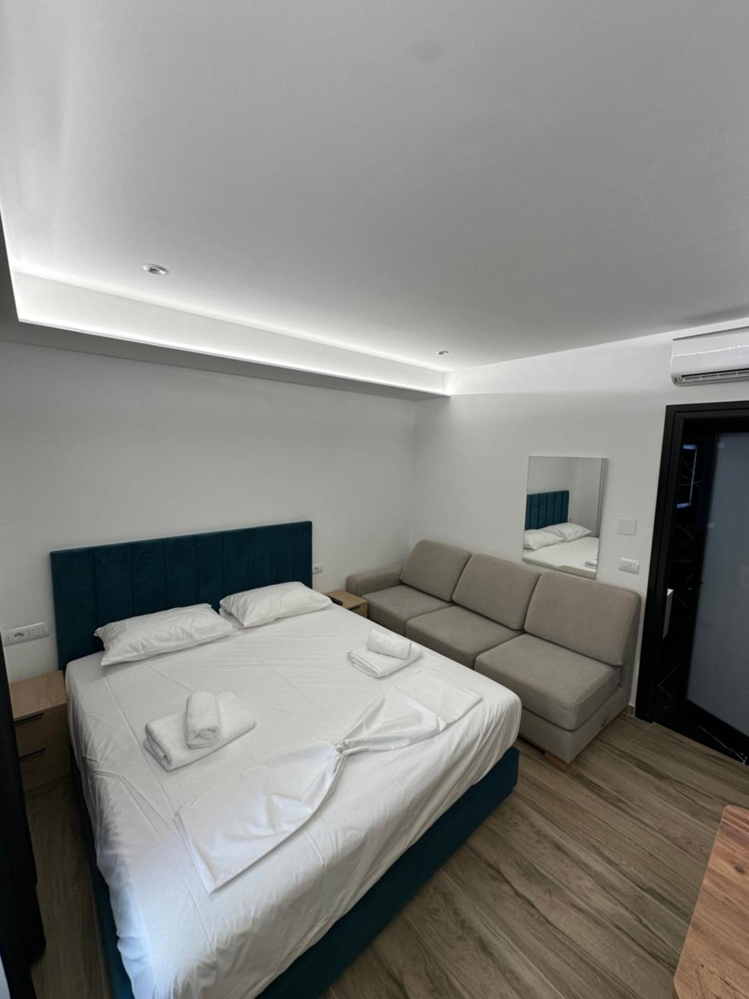 Io'S Apartments Σαράντα Εξωτερικό φωτογραφία